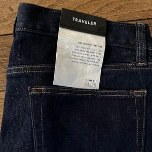 Banana Republic Traveller slim fit